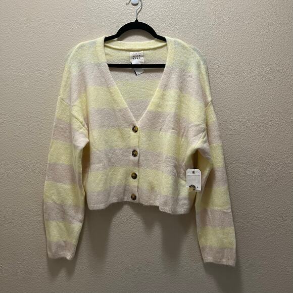 Billabong White Cap Short N Sweet Cropped Cardigan Sweater Size Medium - Picture 4 of 15